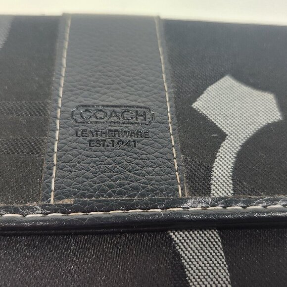 Coach C Monogram Leather Wallet - Picture 2 of 6